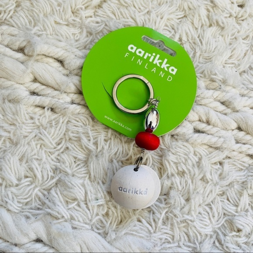 NWT AARIKKA Finland‎ Wooden Keychain